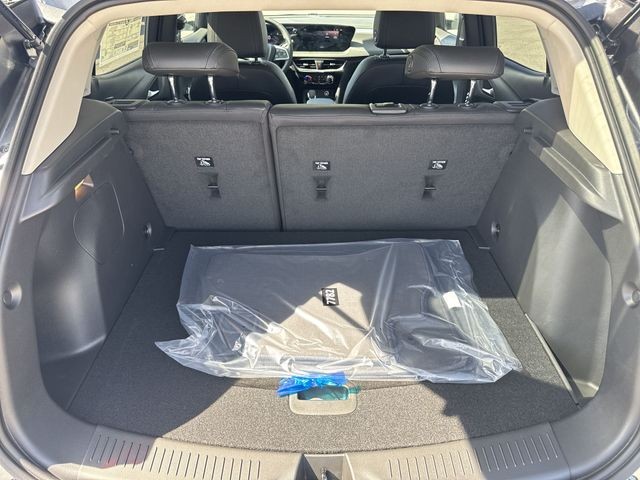 Buick Encore GX Vehicle Full-screen Gallery Image 22