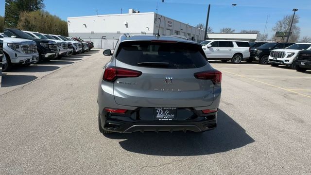 Buick Encore GX Vehicle Full-screen Gallery Image 07