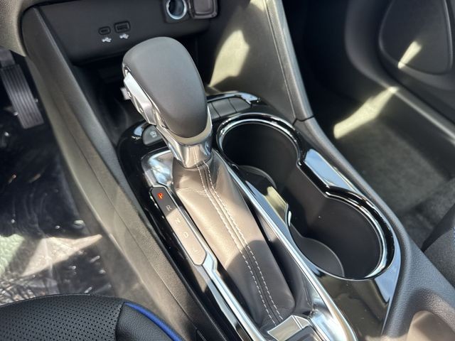 Buick Encore GX Vehicle Full-screen Gallery Image 19