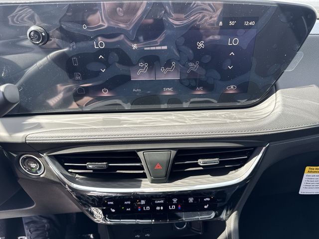 Buick Encore GX Vehicle Full-screen Gallery Image 18
