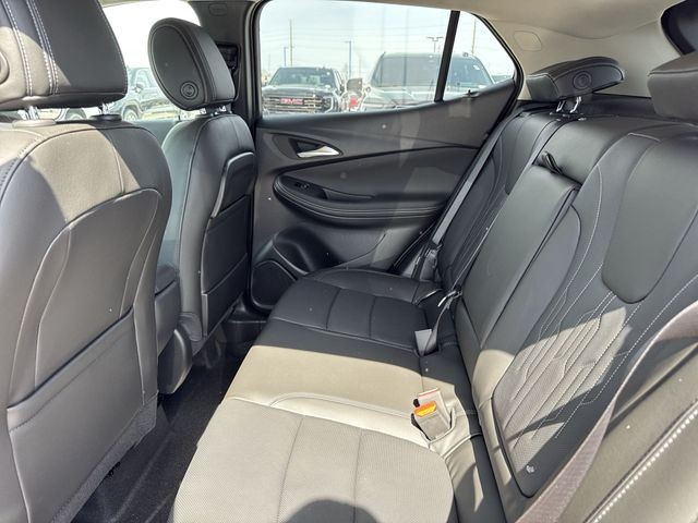 Buick Encore GX Vehicle Full-screen Gallery Image 21