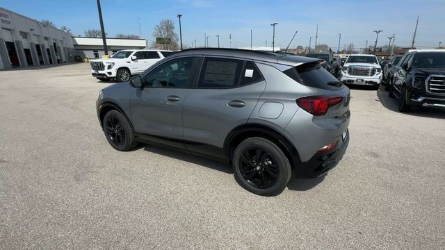 Buick Encore GX Vehicle Full-screen Gallery Image 06