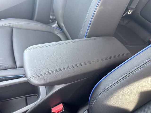 Buick Encore GX Vehicle Full-screen Gallery Image 20