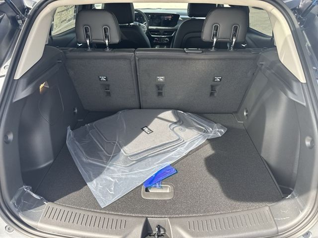 Buick Encore GX Vehicle Full-screen Gallery Image 22