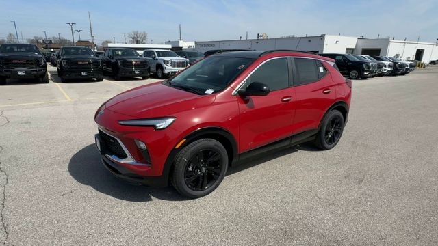 Buick Encore GX Vehicle Full-screen Gallery Image 04