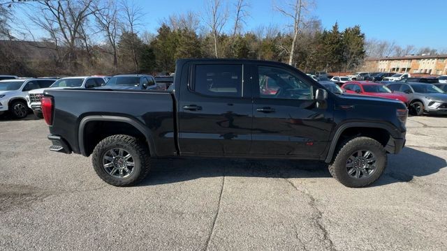 GMC Sierra 1500 Vehicle Full-screen Gallery Image 09