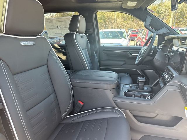 GMC Sierra 1500 Vehicle Full-screen Gallery Image 25