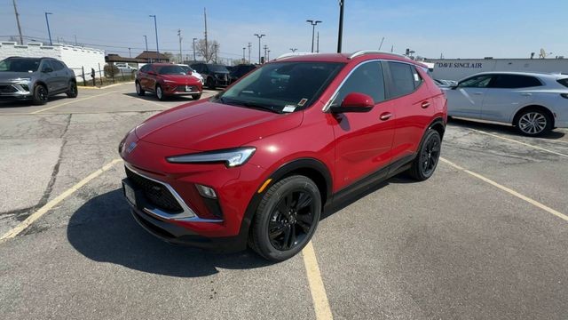 Buick Encore GX Vehicle Full-screen Gallery Image 04