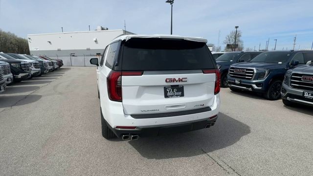 GMC Yukon XL Vehicle Full-screen Gallery Image 07