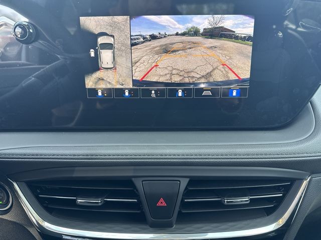 Buick Encore GX Vehicle Full-screen Gallery Image 17