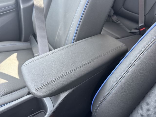 Buick Encore GX Vehicle Full-screen Gallery Image 20