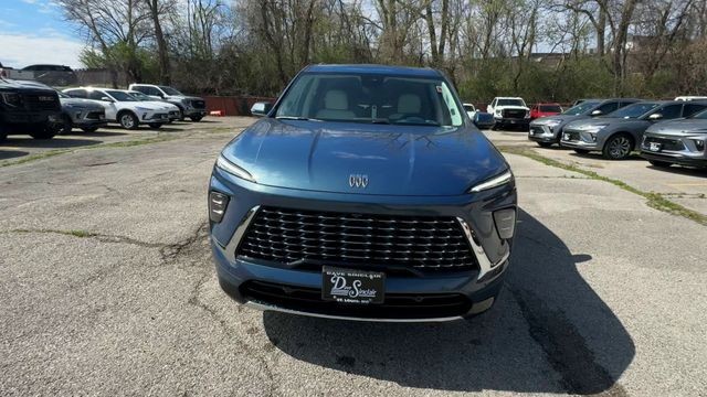 Buick Enclave Vehicle Full-screen Gallery Image 03