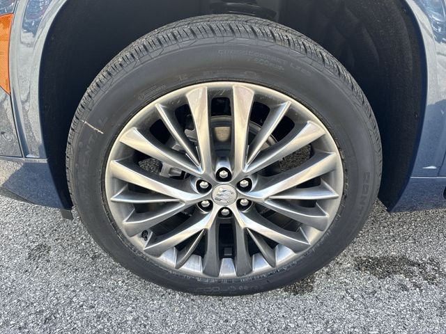 Buick Enclave Vehicle Full-screen Gallery Image 10