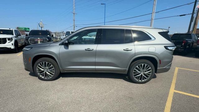 Buick Enclave Vehicle Full-screen Gallery Image 05