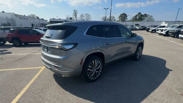 Buick Enclave Vehicle Full-screen Gallery Image 08