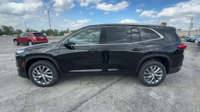 Buick Enclave Vehicle Full-screen Gallery Image 05
