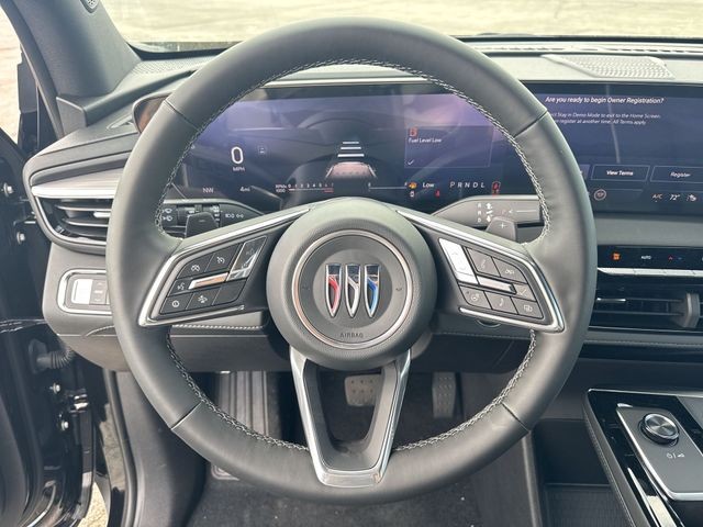 Buick Enclave Vehicle Full-screen Gallery Image 14