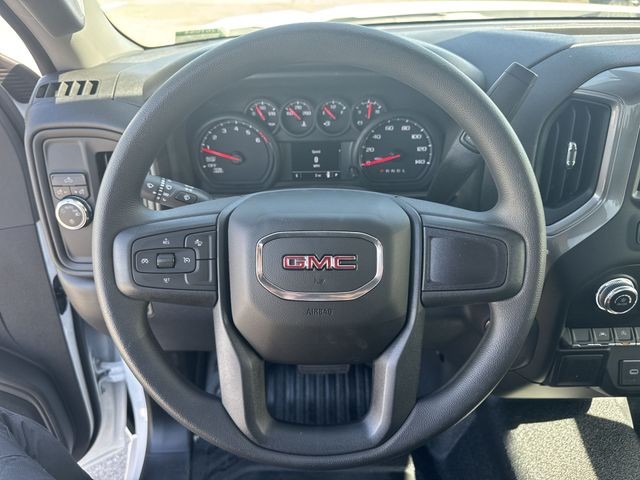 GMC Sierra 1500 Vehicle Full-screen Gallery Image 14