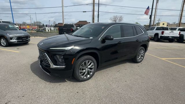 Buick Enclave Vehicle Full-screen Gallery Image 04