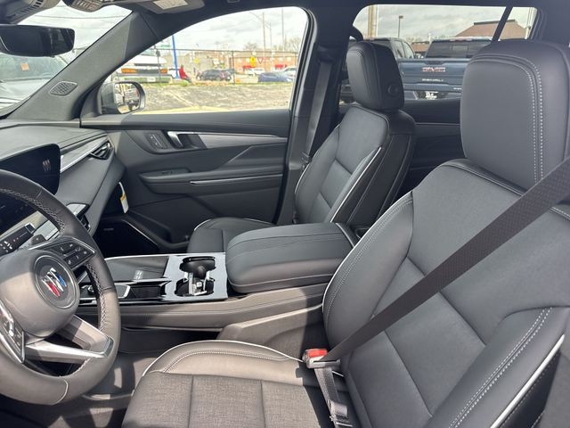 Buick Enclave Vehicle Full-screen Gallery Image 11