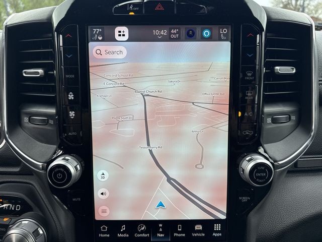 Ram 1500 Vehicle Full-screen Gallery Image 18