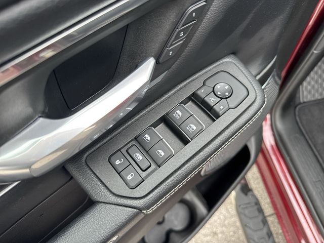 Ram 1500 Vehicle Full-screen Gallery Image 27