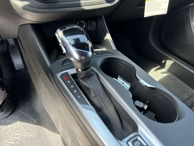 Buick Envista Vehicle Full-screen Gallery Image 19