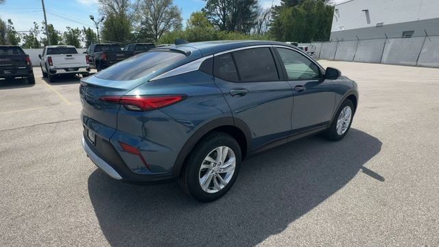 Buick Envista Vehicle Full-screen Gallery Image 08