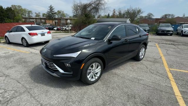 Buick Envista Vehicle Full-screen Gallery Image 04