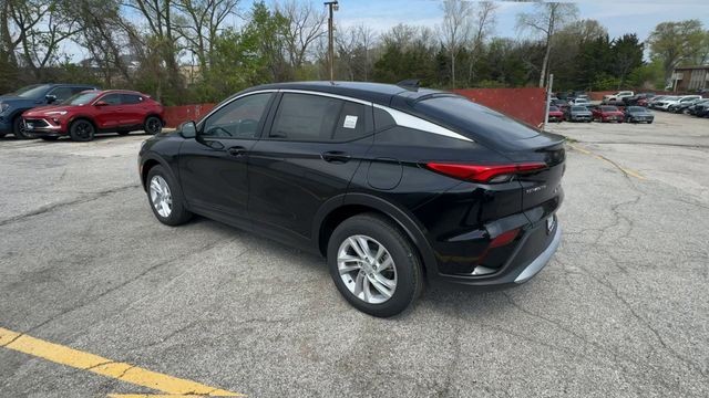 Buick Envista Vehicle Full-screen Gallery Image 06