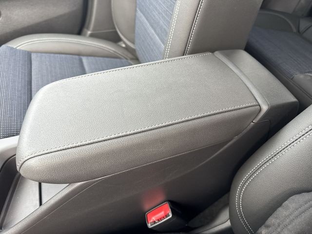 Buick Envista Vehicle Full-screen Gallery Image 20