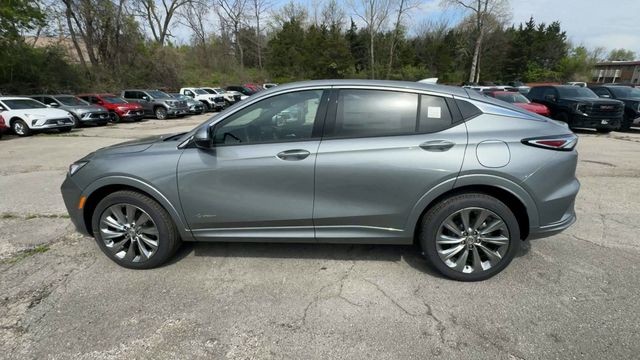 Buick Envista Vehicle Full-screen Gallery Image 05