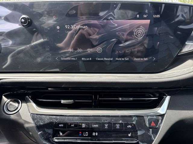 Buick Envista Vehicle Full-screen Gallery Image 16