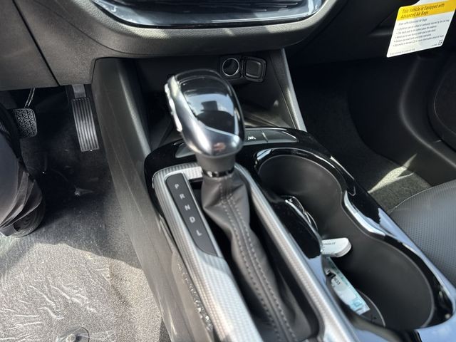 Buick Envista Vehicle Full-screen Gallery Image 19