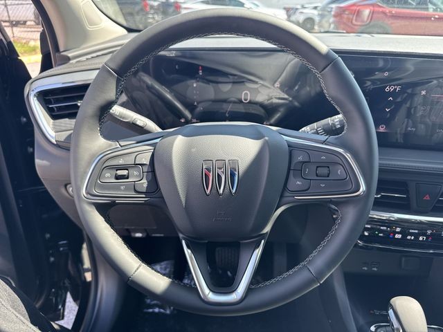 Buick Encore GX Vehicle Full-screen Gallery Image 14