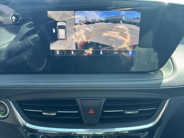 Buick Encore GX Vehicle Full-screen Gallery Image 17