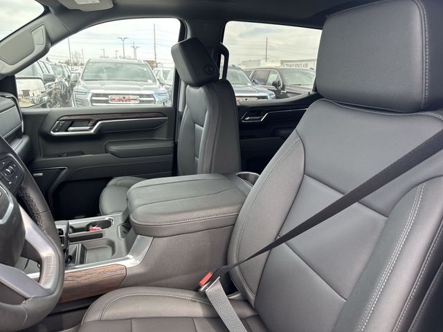 GMC Sierra 1500 Vehicle Full-screen Gallery Image 11