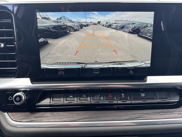 GMC Sierra 1500 Vehicle Full-screen Gallery Image 17