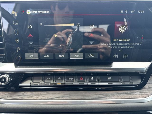 GMC Sierra 1500 Vehicle Full-screen Gallery Image 19