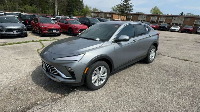 Buick Envista Vehicle Full-screen Gallery Image 04