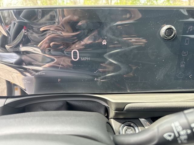 Buick Envista Vehicle Full-screen Gallery Image 15