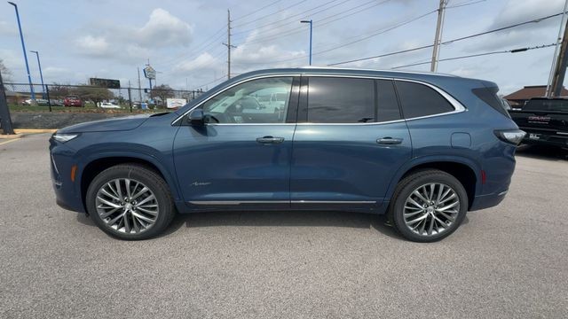 Buick Enclave Vehicle Full-screen Gallery Image 05