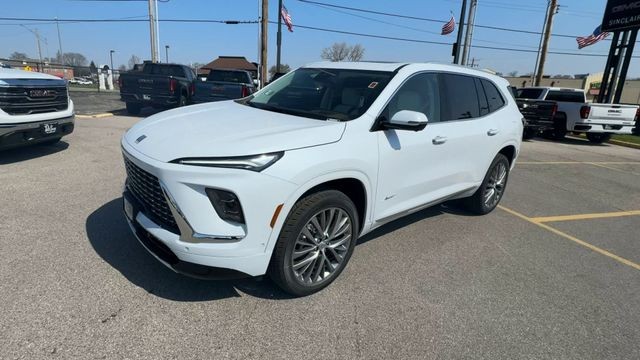 Buick Enclave Vehicle Full-screen Gallery Image 04