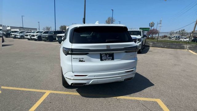 Buick Enclave Vehicle Full-screen Gallery Image 07