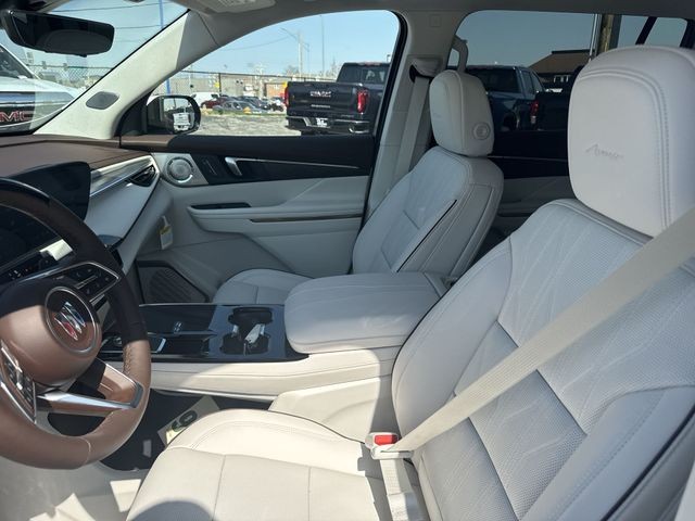 Buick Enclave Vehicle Full-screen Gallery Image 11