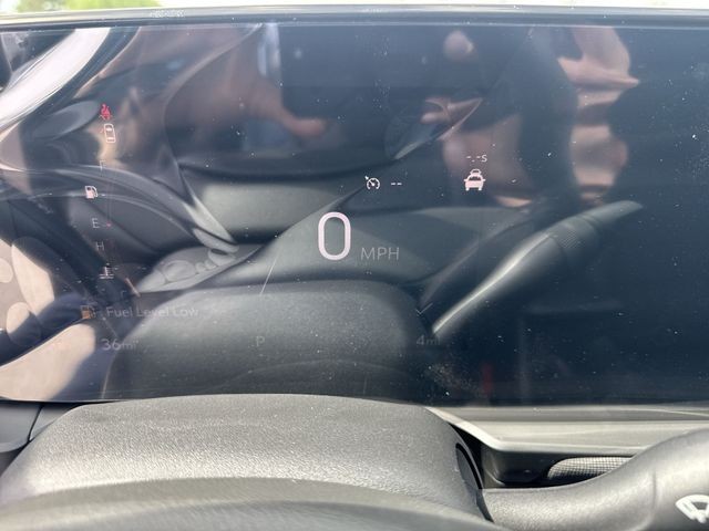 Buick Envista Vehicle Full-screen Gallery Image 15