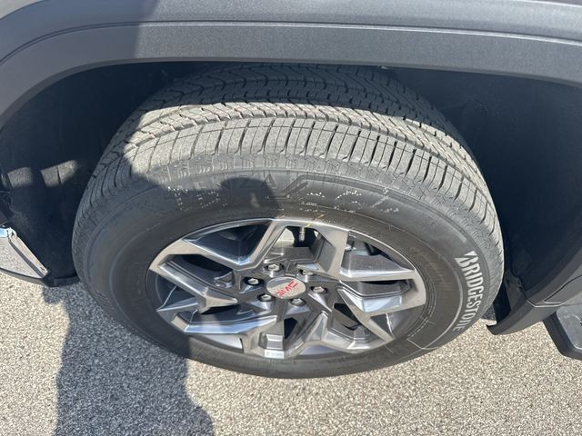 GMC Sierra 1500 Vehicle Full-screen Gallery Image 10