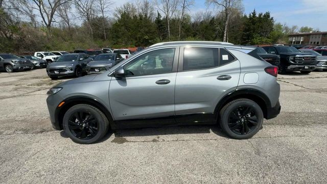 Buick Encore GX Vehicle Full-screen Gallery Image 05