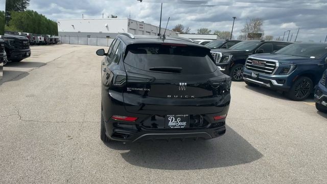 Buick Encore GX Vehicle Full-screen Gallery Image 07