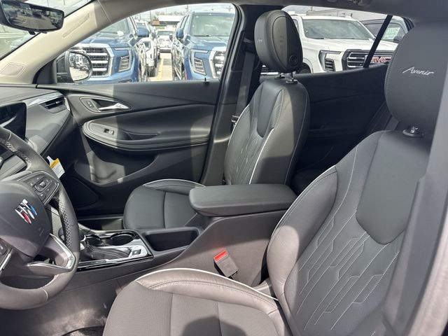 Buick Encore GX Vehicle Full-screen Gallery Image 11